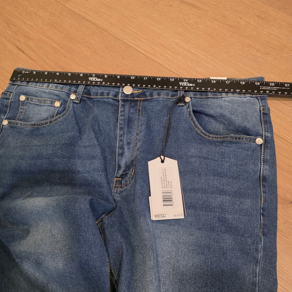 WeSC Bob Straight Leg Denim Jeans Mid Blue Wash 36 x 32 Unisex Fits 39 x 32 NWT - Picture 9 of 15